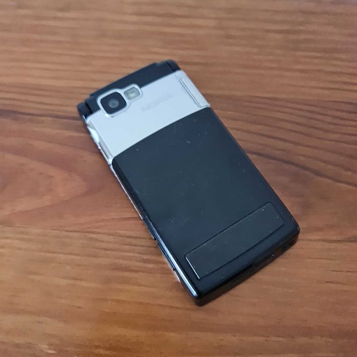 Nokia N76 RARO! completo com acessórios e caixa original!