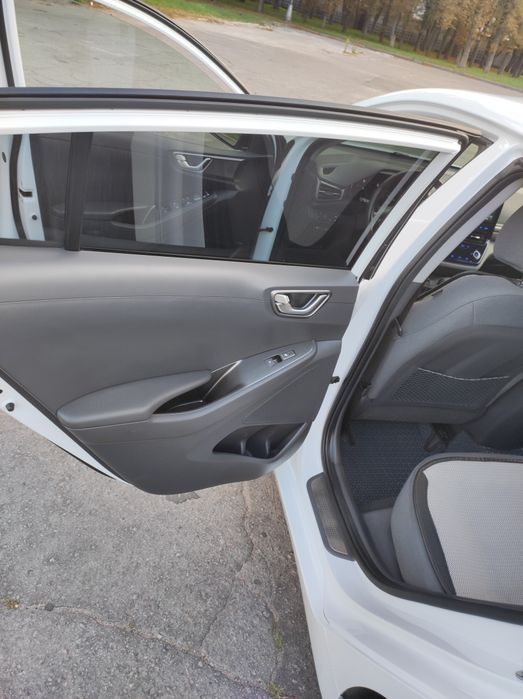 Hyundai Ioniq 2020 VIN KMHC851JFLU065955 фото оголошення 13 з 23