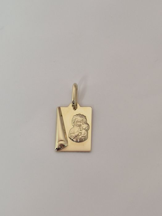 Złoty wisiorek medalik papirus prostokątny Matka Boska I Komunia Święta Chrzest 585
