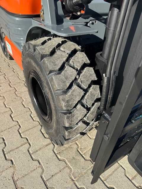 Opony poszerzane do wózków widłowych, pół-bliźniak – kpl felga + opona