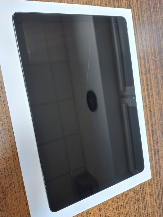 Tablet Samsung A9+ x210 - pęknięty ekran