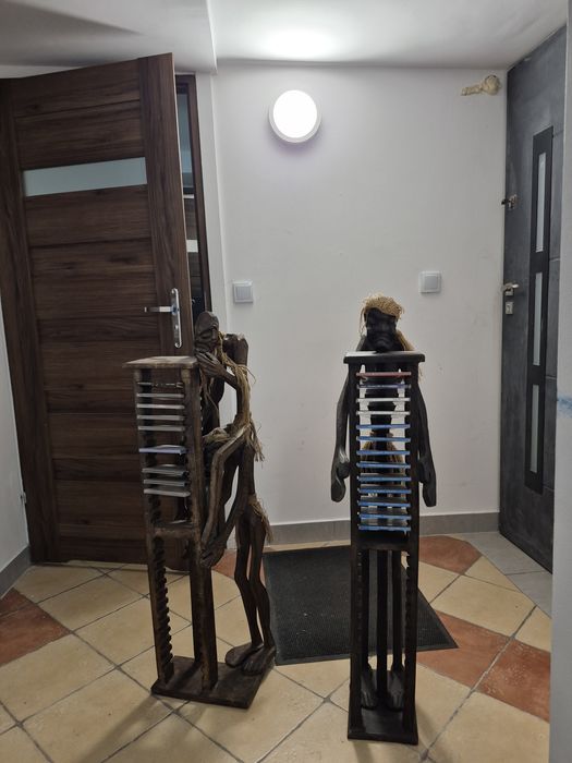 Stojaki na płyty  cd