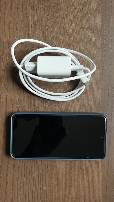 Samsung S21 FE 5G  + ładowarka