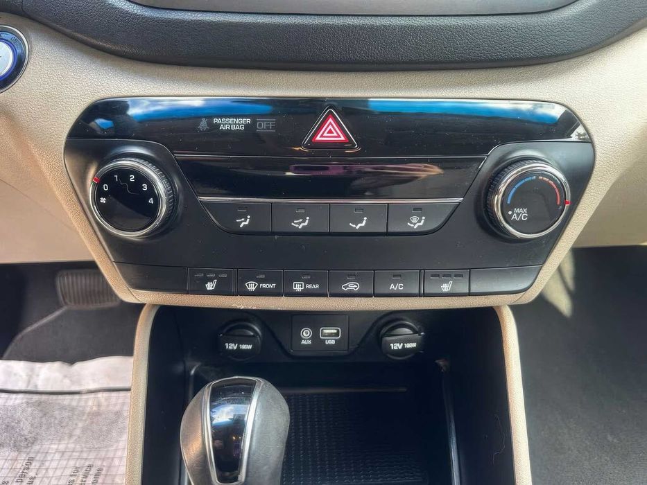 Hyundai Tucson      2015