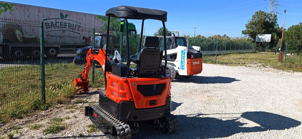 Mini giratória 2000kg,c/ 3 baldes