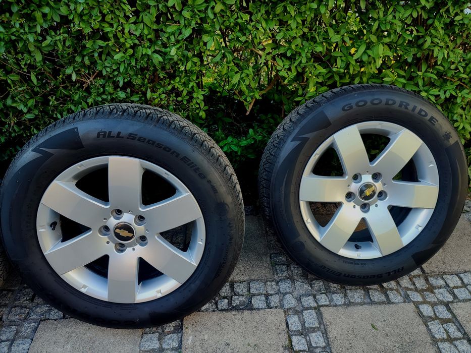 Komplet kół Chevrolet Captiva Nowe opony Goodride All Season Elite