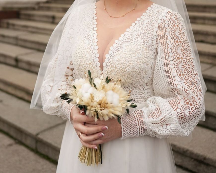 Неймовірна весільна сукня
