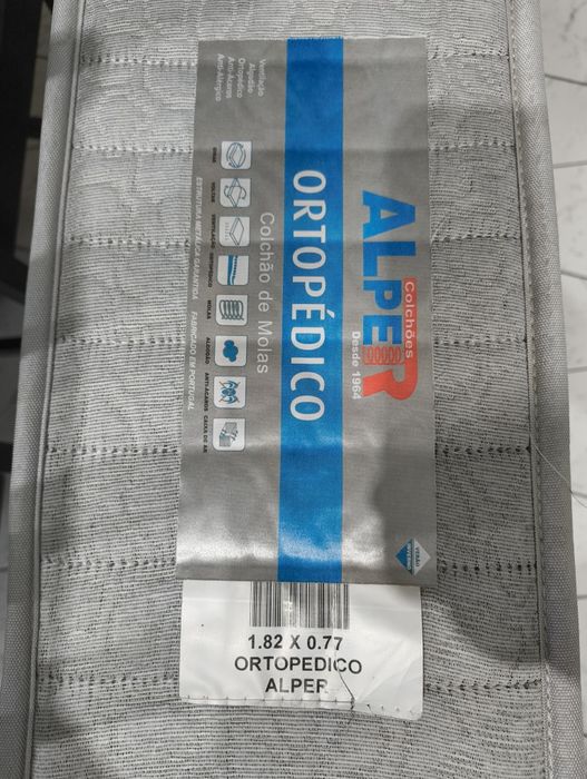 Cama de ferro antiga +estrado + colchão