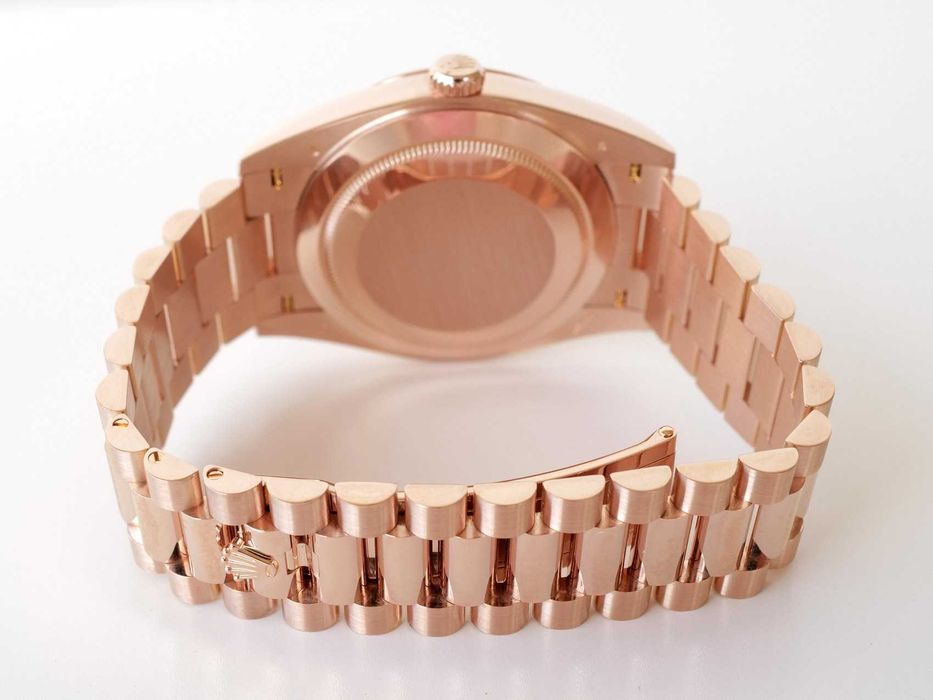 Rolex Day-Date 40 Rose Gold 18K Chocolate Brown Roman Dial