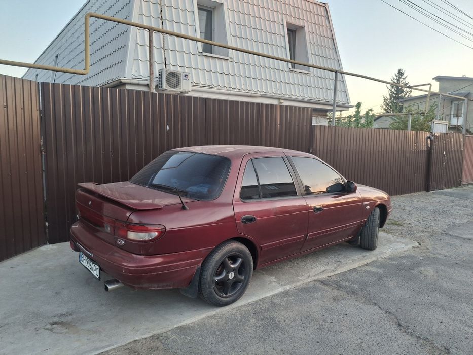 Продам авто киа сефия 1,6 газ бензин
