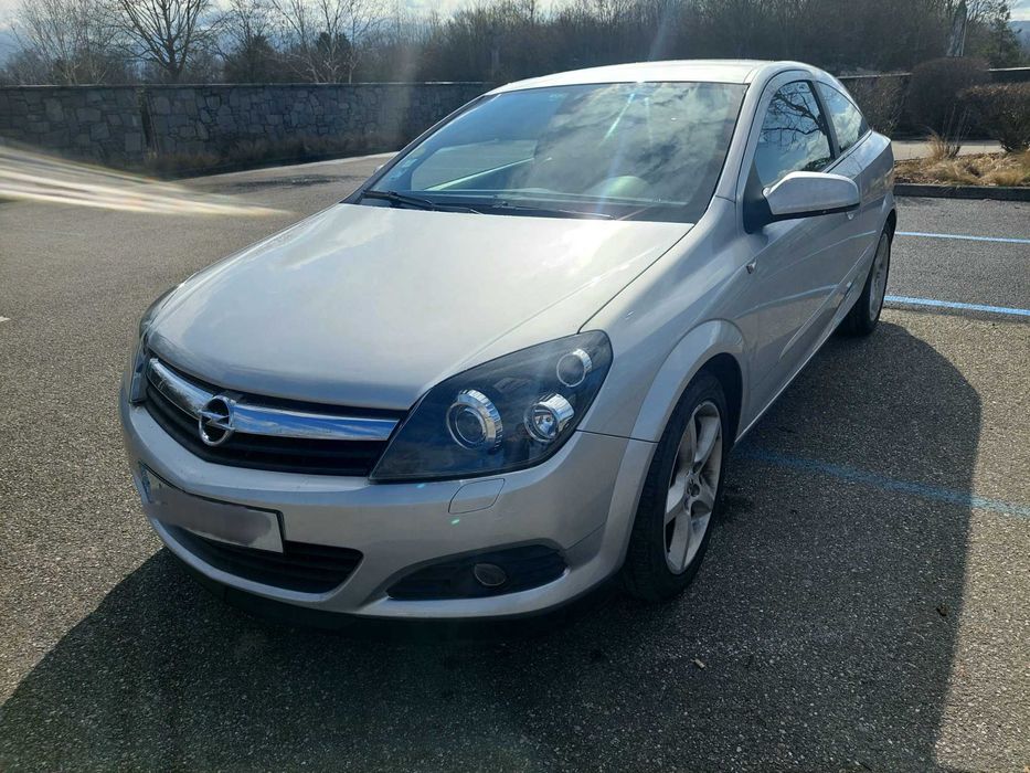 Opel Astra H GTC 1.9 CDTI
