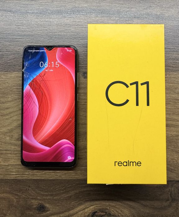 Realme C11 смартфон