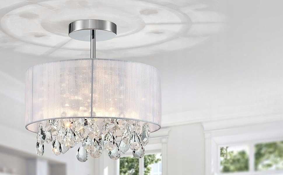 Kryształowy żyrandol