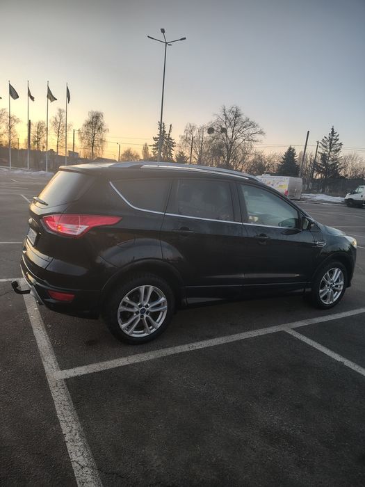 Ford Kuga 2015 рік