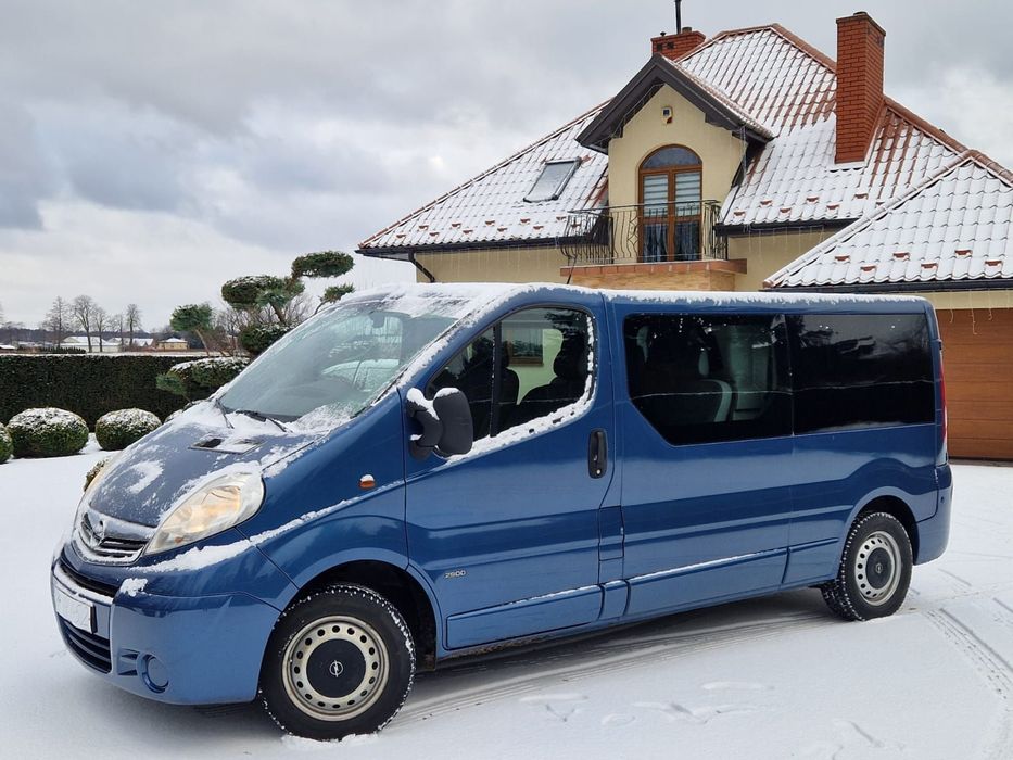 Opel Vivaro  6-osób, Long, Klima Super Stan, Opłacony.