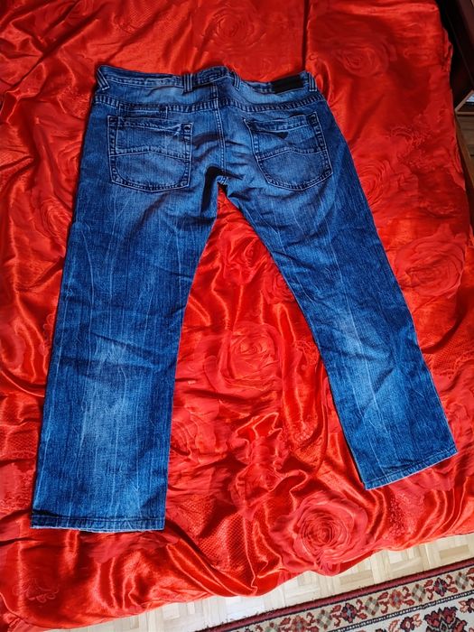Jeansy Armani Slim Fit