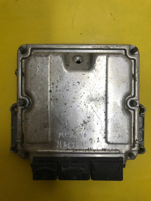 Блок управління двигуном  Renault Master 2.2 0281011106 8200091428