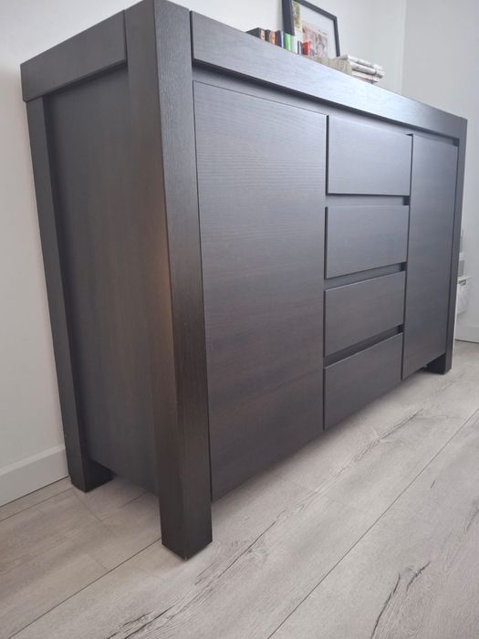 Komoda Black Red White