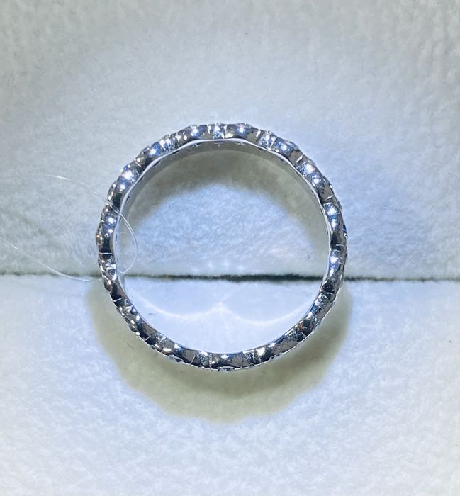 Нова каблучка з натуральними  діамантами 0,72 сt,  3,74 г, Sova