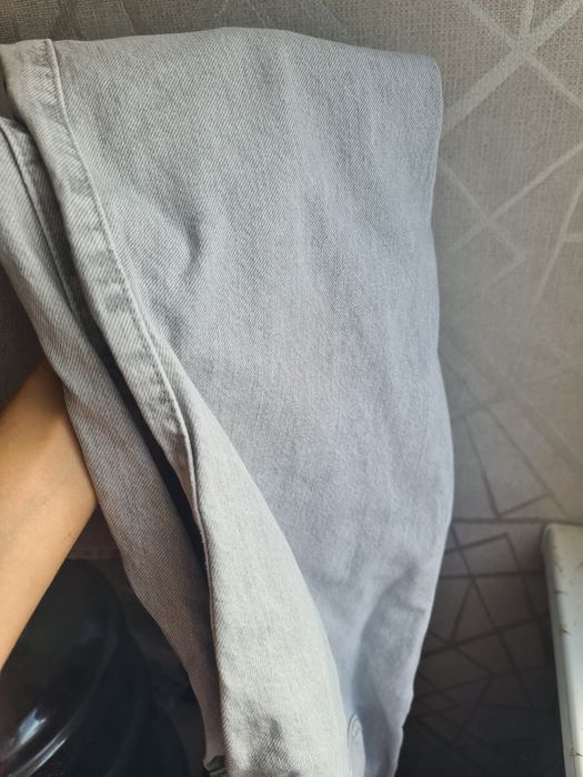 Джинсы серые zara