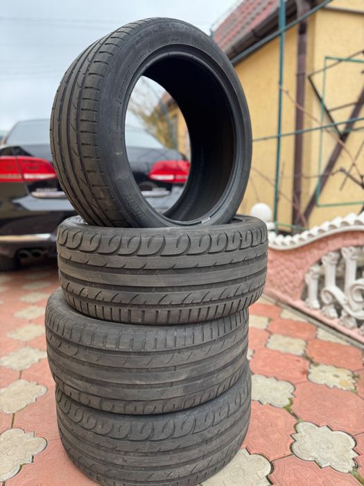 Комплект літньої шини 235/45/r17