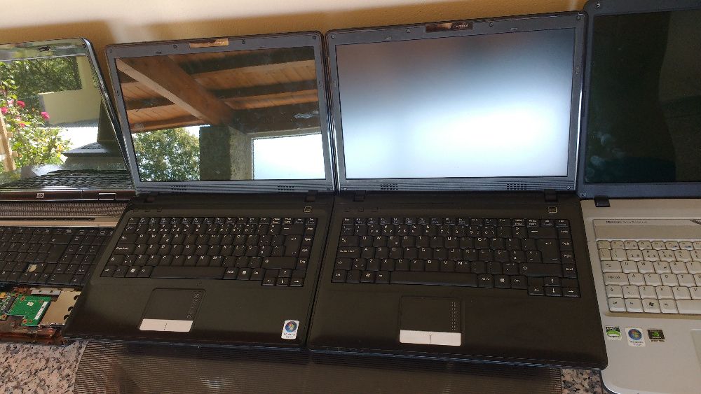 Lote 4 Portateis, Peças, Componentes, ETC...