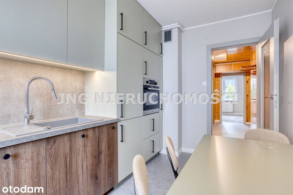 Kórrnik ścisłe Centrum trzy pokoje, balkon