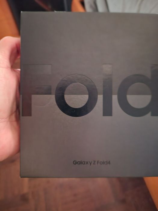 Zfold 4 512gb como novo na cx com fatura