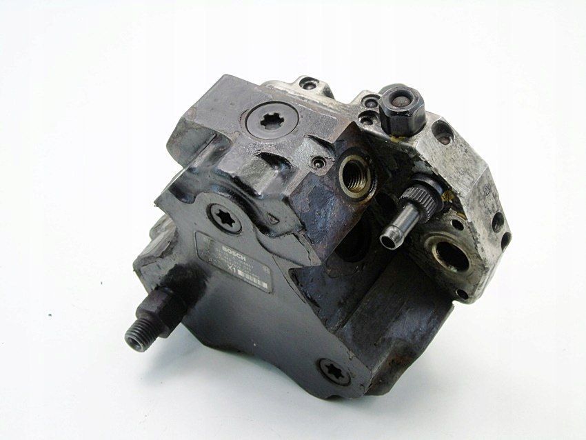 Pompa Wtryskowa 2.0 D Bmw X3 E46 E90 E91 E60 E61 E87 E91 0445010045