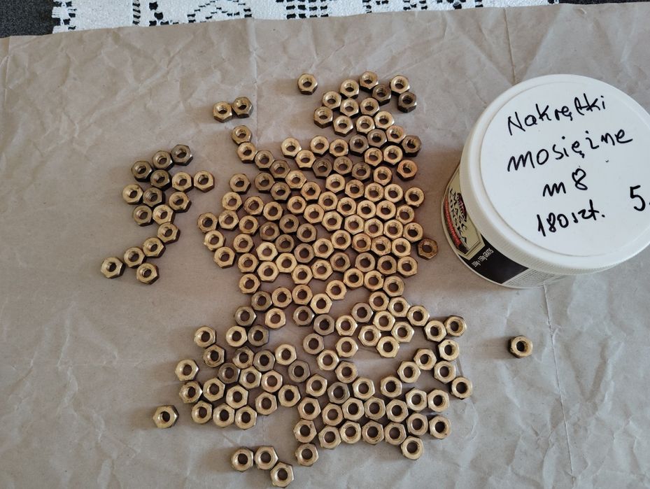 Nakrętka mosiężna m 8