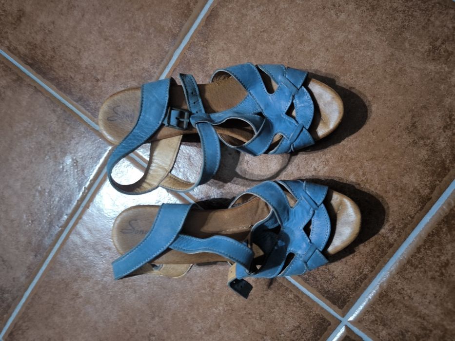 Sandálias de senhora