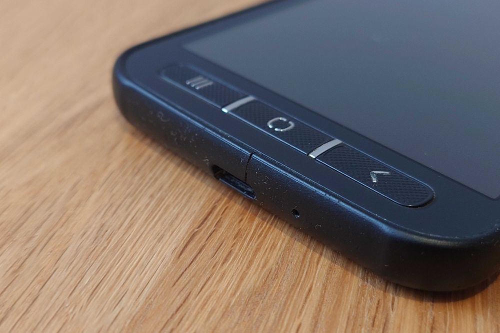 Samsung XCover 4S Dual Sim SM-G398FN 32GB Android + Case