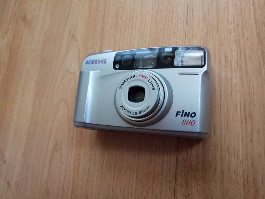 Якісний плівковий фотоаппарат Samsung Fino 800 ( Zoom)  справний