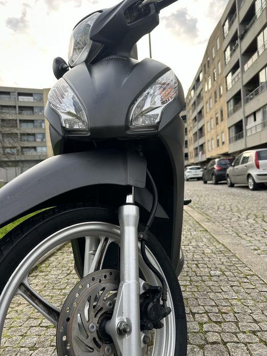 Honda Vision toda revisada segundo dono