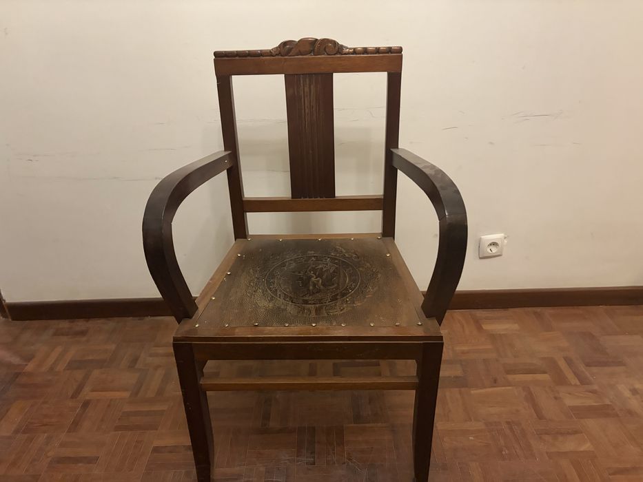 Cadeirões Antigos