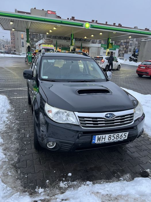 Subaru forester 2.5 XT  2010