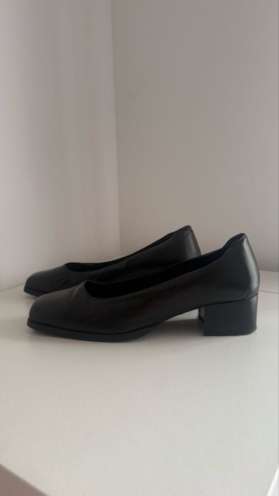 Sapatos universitários