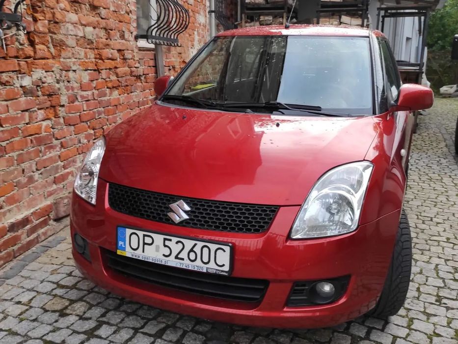 Suzuki Swift Suzuki Swift 1.3 uszkodzony, silnik sprawny.