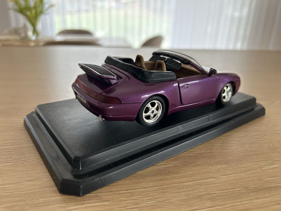 Bburago burago model Porsche 911 Carrera 1:24