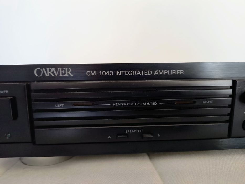 Wzmacniacz Carver CM1040