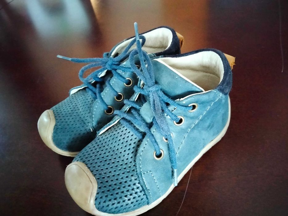 Buty roczki firmy Emel 21
