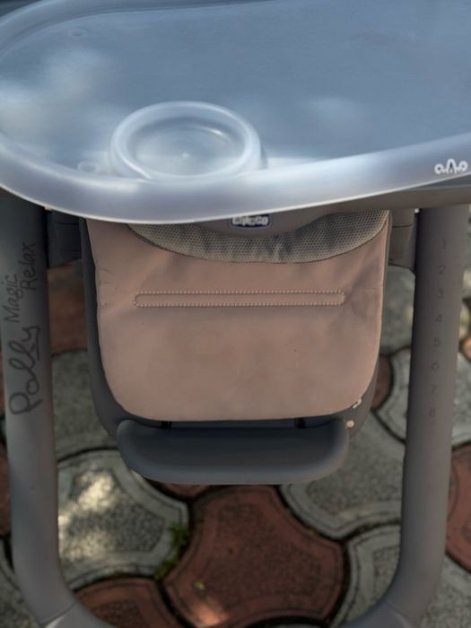 Крісло дитяче Chicco polly magic
