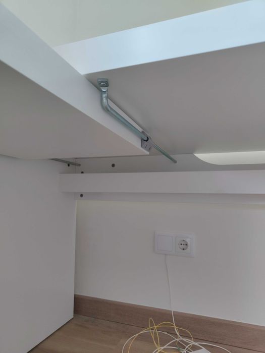 Secretária e cadeira IKEA novos