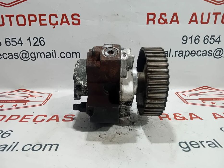 Bomba Injetora / Bomba de Injeção /Alta Pressão 1.9 DCI Ref 044501075
