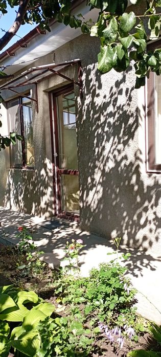 Дом 2 комнаты(раздельные)