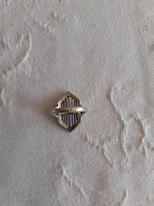 Anel de prata com markassit