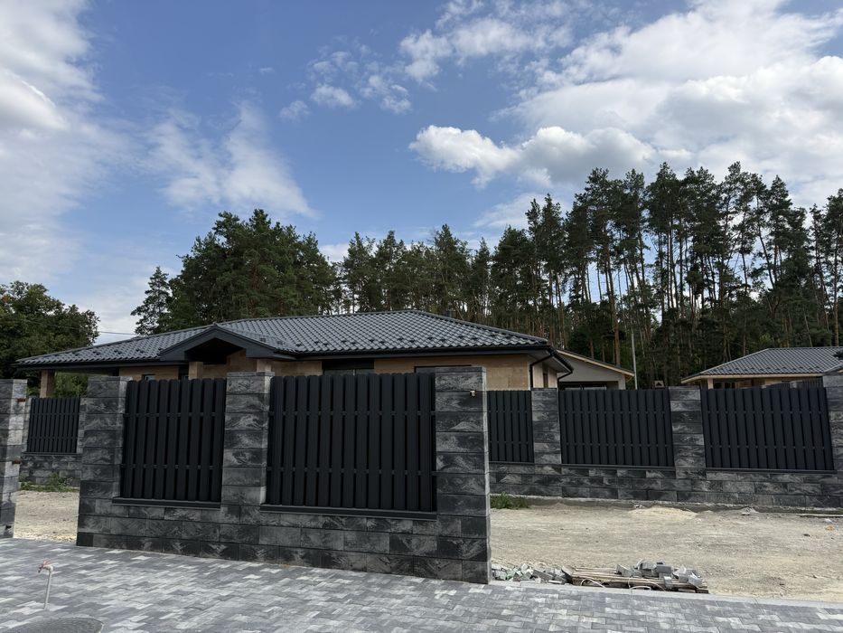 біля лісу будинок в котеджному містечку з газом без %