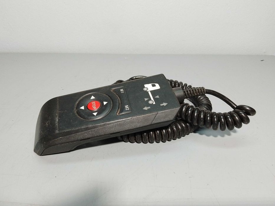 Pilot poduszek Mercedes MP4