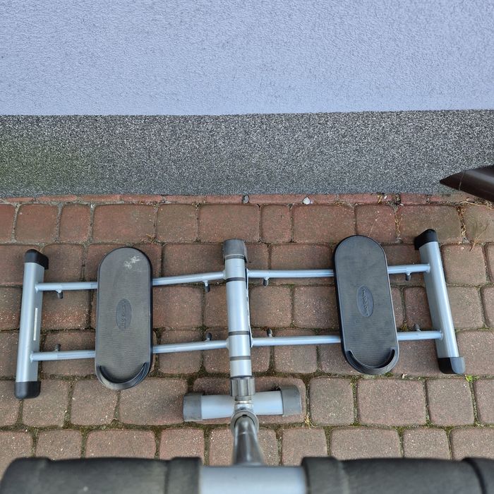 Przyrząd do modelowania sylwetki, przyrząd do ćwiczeń