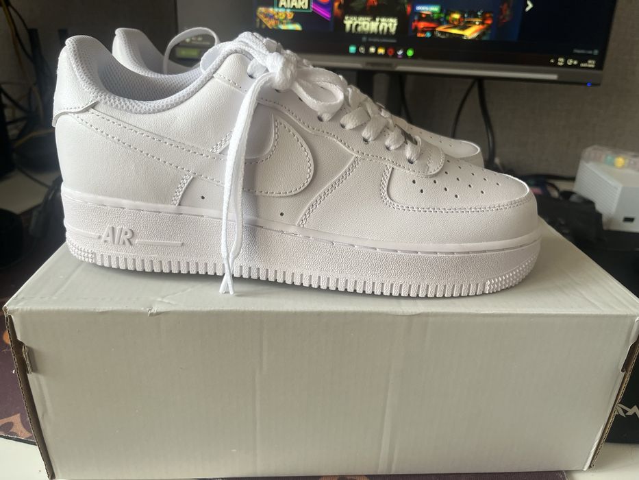 Białe Nike air force 1 nowe